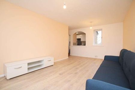 Courtlands Close, North Watford, WD24 - Photo 2