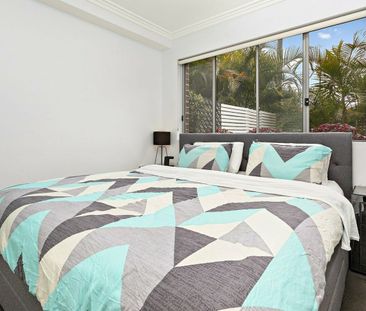 Garden Apartment in Lifestyle Position - Photo 3