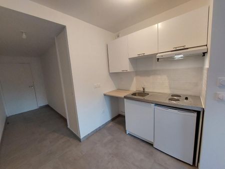 location Appartement T1 DE 32.3m² À TOURS - Photo 2