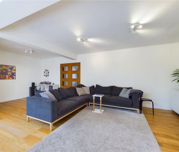 4 bedroom semi-detached house to rent - Photo 5