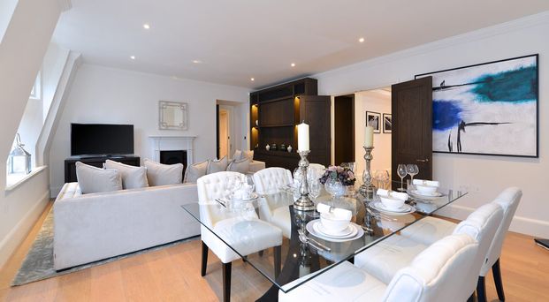 Two Bedrooms Apartment in Duke Street, Mayfair W1K - Photo 1