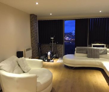 2 bedroom flat to rent - Photo 3