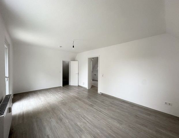Wohnglück - zentrale 3,5-Zimmer-Wohnung - Photo 1