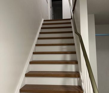 For Lease - 22 Hazelglen Court, Brampton, Ontario - Photo 5