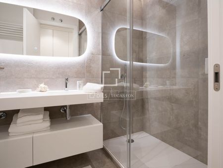 Excellent 3 Bedroom apartment for rent in Recoletos, Madrid - Photo 3
