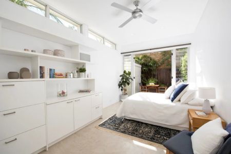 Architecturally designed park side home with spectacular city & park views - Photo 3