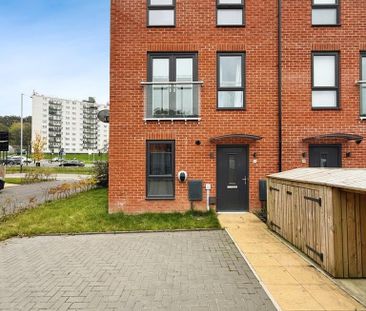 2 bedroom semi-detached house to rent - Photo 1