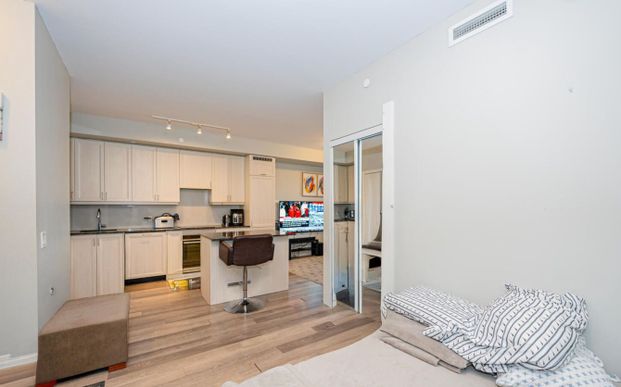 For Lease - 9085 Jane Street Unit# 418, Vaughan, Ontario - Photo 1