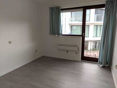 HUREN | Ruim hoek-appartement met 2 slaapkamers en terras - Photo 3