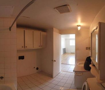 2 CH - 1 SDB - Québec - $997 /mo - Photo 3