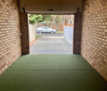 2 Lagnicourt Street, Hampton VIC 3188 - House For Rent | Domain - Photo 6