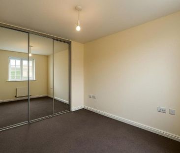 4 bedroom detached house to rent - Photo 3