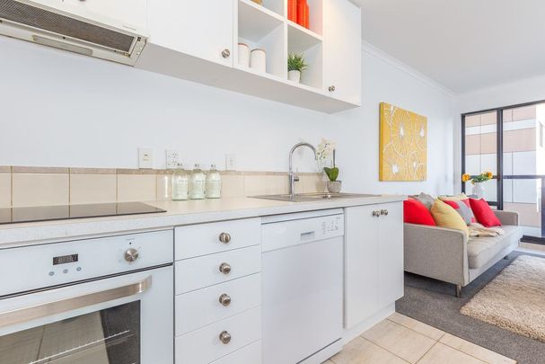 Spacious Apartment with Amazing Resort-Style Amenities - Photo 1