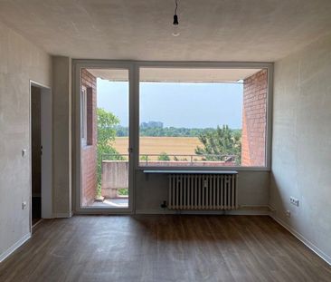 Singles aufgepasst: teilsanierte 1-Zimmer-Wohnung mit Abstellkammer... - Foto 1