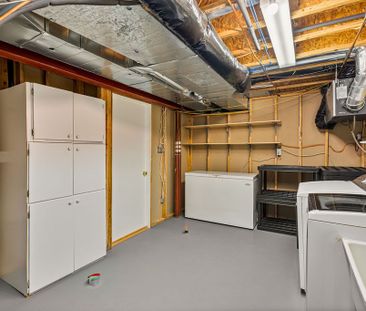 For Lease - 128 Boulder Way, Barrhaven, Ontario - Photo 4