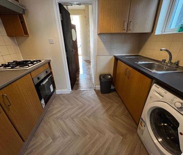 5 bedroom property to rent - Photo 6