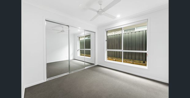 MODERN 4 DUPLEX IN GREAT LOCATION - Photo 1