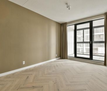 Te huur: Appartement Mies van der Rohestraat in Hoofddorp - Photo 1