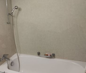 21/2 ROOM APARTMENT IN DIETIKON (ZH), FURNISHED, TEMPORARY - Foto 4