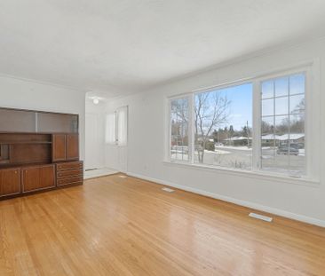 For Lease - 18 Gower Court, Halton Hills, Ontario - Photo 1