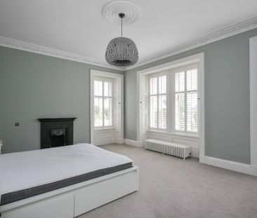 4 bedroom semi-detached house to rent - Photo 5