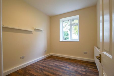 3 bedroom apartment to rent - Photo 5