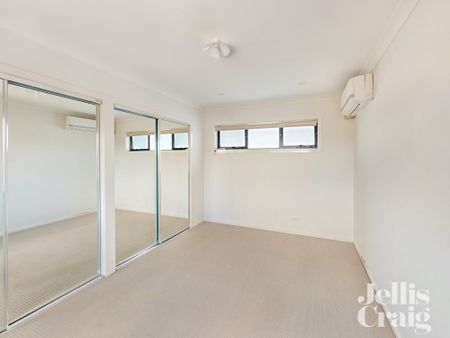 59B Springfield Road, Box Hill North VIC 3129 - House For Rent | Domain - Photo 5