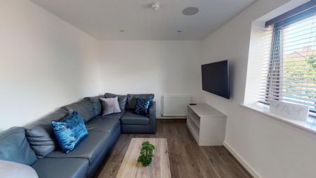 4 bedroom house to rent - Photo 3
