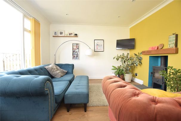 274, Broadway, Horsforth, Leeds, West Yorkshire, LS18 4EX - Photo 1