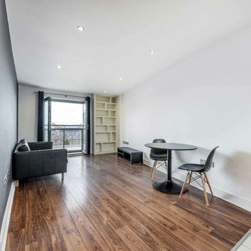 Plumbers Row, Aldgate, E1 - Photo 1