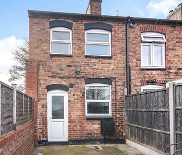 2 bedroom end of terrace house to rent - Photo 3