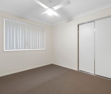 22 Almandin Street,LOGAN RESERVE - Photo 5