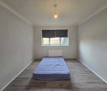 2 Bed Flat, The Vale, W3 - Photo 3