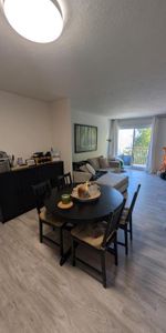 LAPRAIRIE, beau 4 1/2 style condo pres services et transport - Photo 3