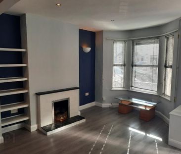 32 Belmont Avenue West, Belfast, BT4 3DG - Photo 1