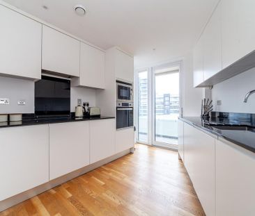 3 bedroom flat to rent - Photo 1