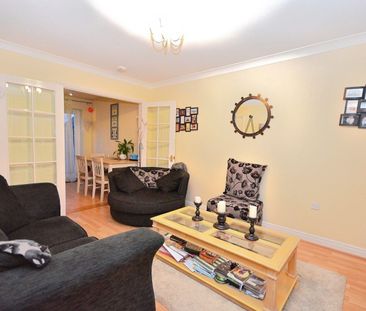 Siskin Close, SG8, Royston - Photo 1