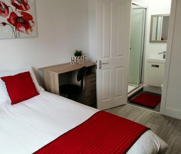 1 bedroom in a house share to rent - Photo 5