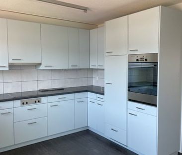 3.5 Zimmer, 89 m², 2. Stock - Photo 3