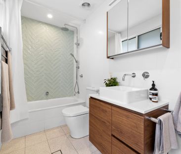 Charming Renovated Victorian with Timeless Appeal and Alfresco Life... - Photo 5