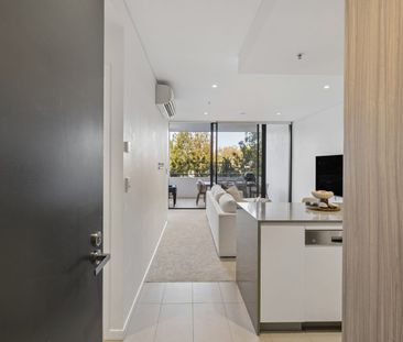 Resort-Style Riverside Living in the Heart of Hamilton with Pool, G... - Photo 4
