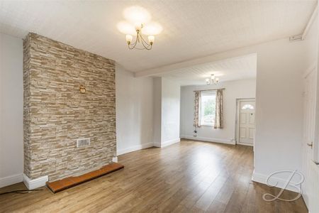 3 bedroom - Photo 3
