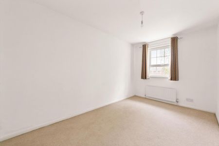 5 bedroom terraced house to rent - Photo 2