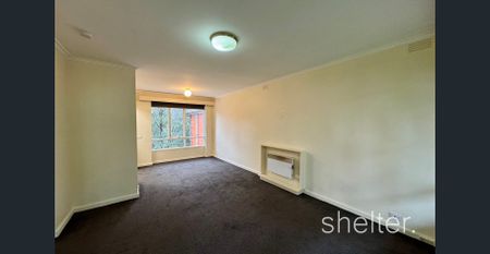 Spacious 1 Bedroom Unit - Photo 5