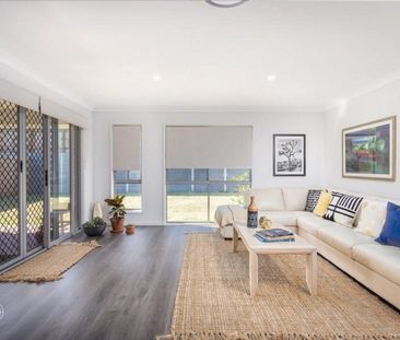 12 Tamborine Street, South Ripley QLD 4306 - House For Rent | Domain - Photo 5