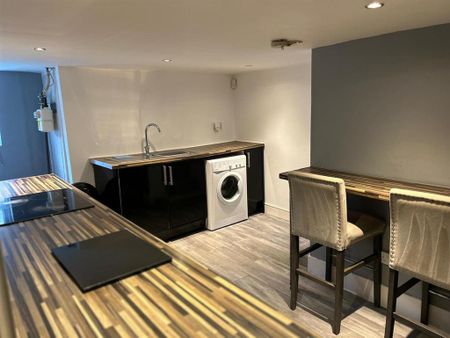 2 bedroom terraced house to rent - Photo 5