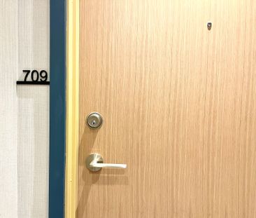 For Lease - 395 Square One Drive Unit# 709, Mississauga, Ontario - Photo 1