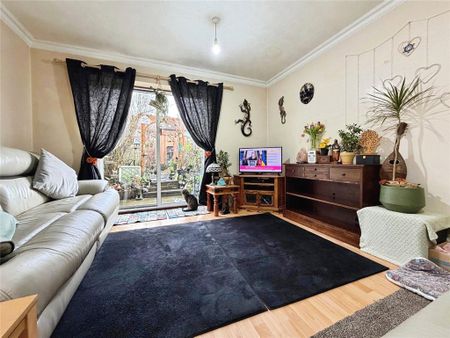 2 bedroom terraced house to rent - Photo 5