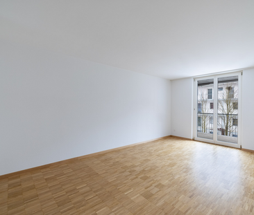 Helle 3.5-Zimmer-Wohnung mit schönem Balkon - Foto 1