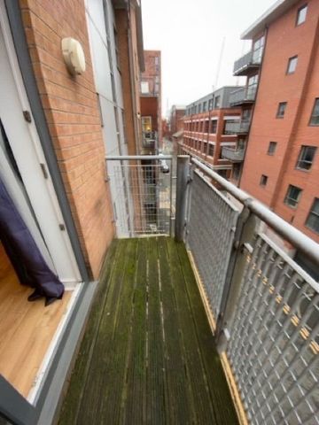 2 Bed Flat, Naples Street, M4 - Photo 5